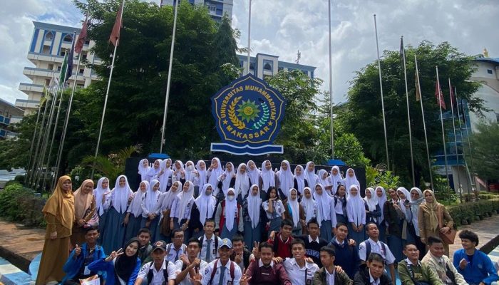 Kampus Unismuh Makassar  Dibanjiri Siswa SLTA dalam Acara Launching Penerimaan Calon Maba T.A 2023-2024