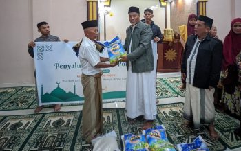 Muhammadiyah Majene Salurkan Bantuan Bahan Pokok Ramadan 1445 H