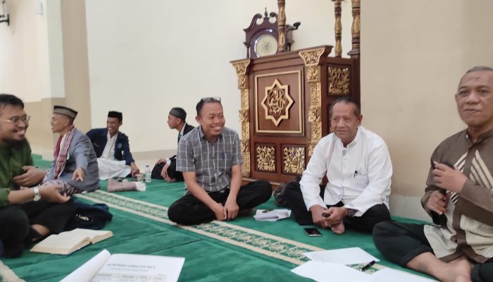 Unismuh Makassar Gelar Salat Idul Adha dan Kurban 10 Sapi di Pelataran Kampus