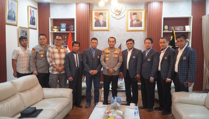 Audiensi Pimpinan Unismuh Makassar dengan Kapolda Sulsel Bahas Rencana Seminar Pendidikan