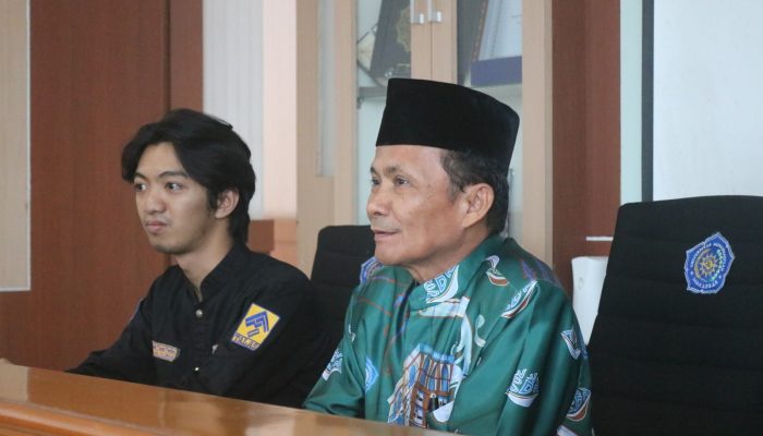 Pimpinan Unismuh Lepas UKM Seni Budaya Talas Berlaga di VARIASI VI Palopo