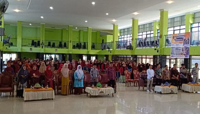 Rektor UM Bulukumba Lepas Mahasiswa PLP, Ajang Implementasi Ilmu di Lapangan