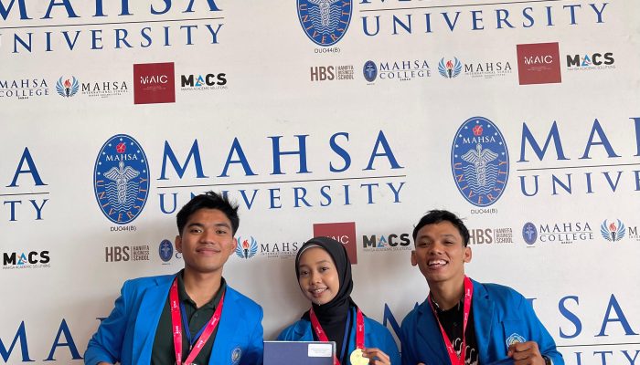 Kolaborasi Mahasiswa Kedokteran dan Farmasi Unismuh Makassar Raih Medali Emas di Ajang Inovasi Internasional di Malaysia