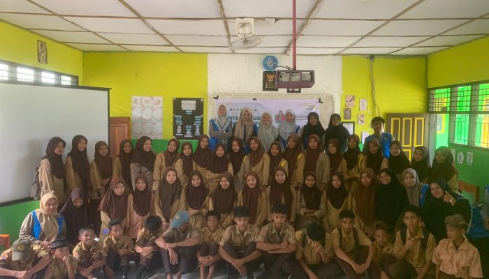 Mahasiswa KKN Unismuh Makassar Hidupkan Lagi IPM di Perguruan Muhammadiyah Ele