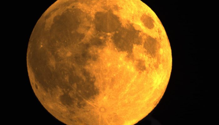 Super Hunter’s Moon Hiasi Langit Makassar, Observatorium Unismuh Abadikan Momen Langka