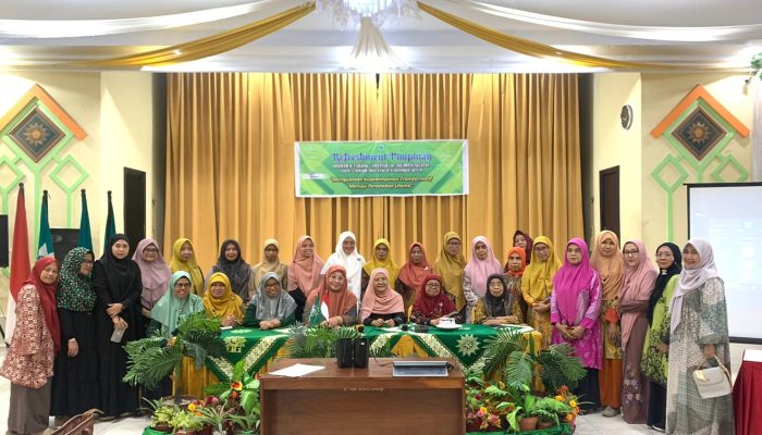 Refreshment PD-PC Aisyiyah se-Sulsel Bahas Peran Strategis Perempuan Islam