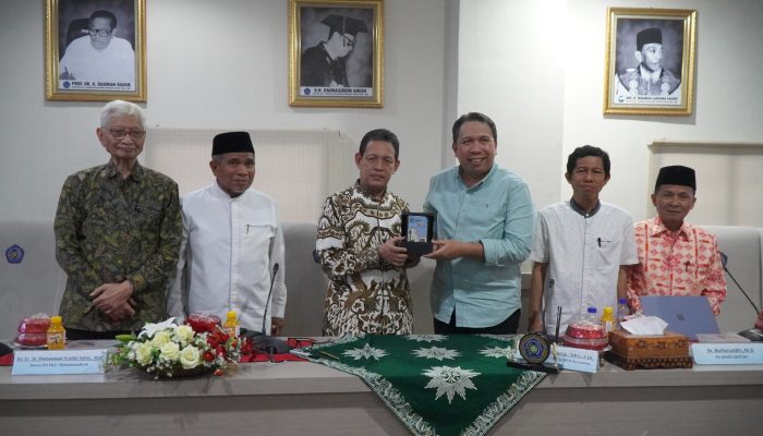 Kuliah Tamu di Unismuh Hadirkan Direktur BPJS Kesehatan, Penguatan Kolaborasi Riset dan Magang Mahasiswa