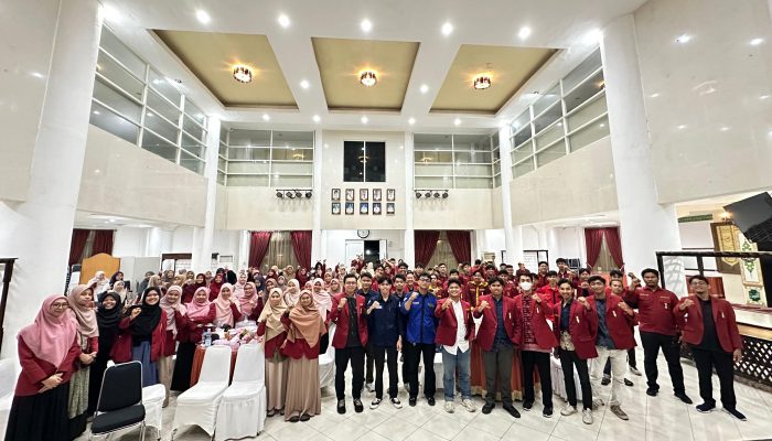 PC IMM Kota Makassar Kukuhkan Korkom Unismuh, UNM, Avicenna dan Ahmad Dahlan