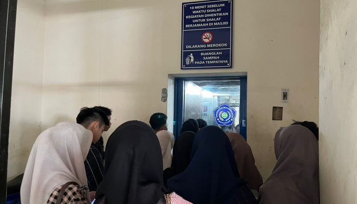 Pinta Mahasiswa Unismuh Makassar Soal Lift: Jika Dibenahi Secepatnya, Mobilitas Jadi Lancar