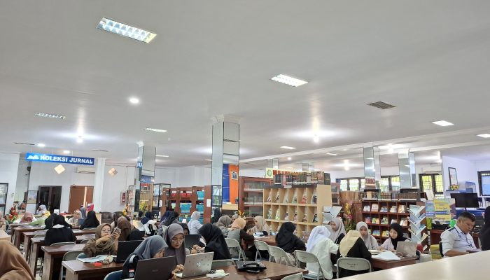 Perpustakaan Unismuh Makassar Dikunjungi Ratusan Mahasiswa Setiap Hari