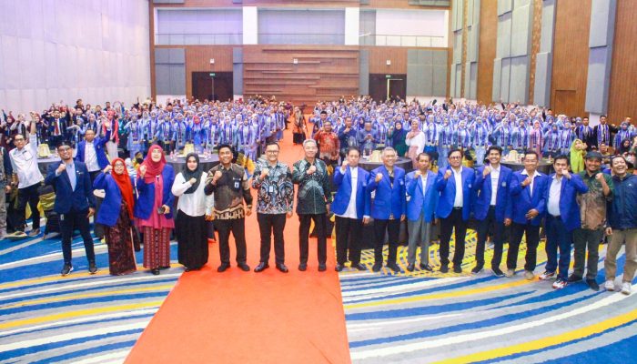 Unismuh Kukuhkan 1.319 Guru Profesional, Komitmen Wujudkan Pendidikan Berkualitas