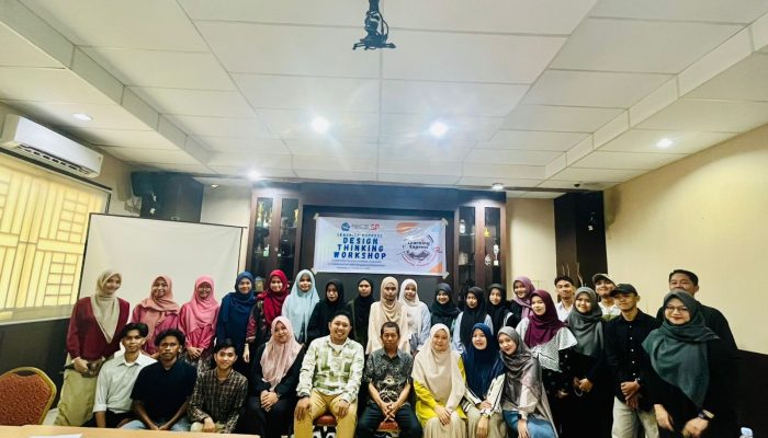 Kolaborasi Global dengan Politeknik Singapura, Mahasiswa Unismuh Ditempa dalam Workshop Design Thinking untuk Learning Express 2025