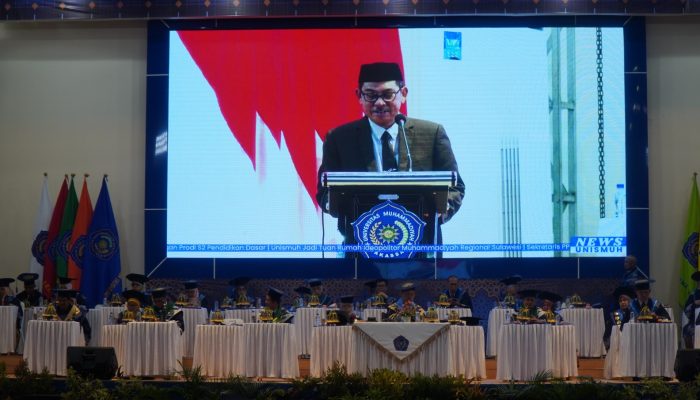 Pesan Kepala LLDIKTI IX di Wisuda 84 Unismuh: Lulusan Harus Adaptif dan Kompetitif