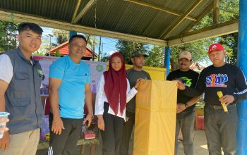 PKN PoltekMu Gelar Gerak Jalan, Warga Bengo Bersuka Ria