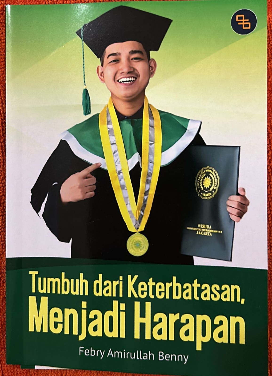 Sampul buku Febry