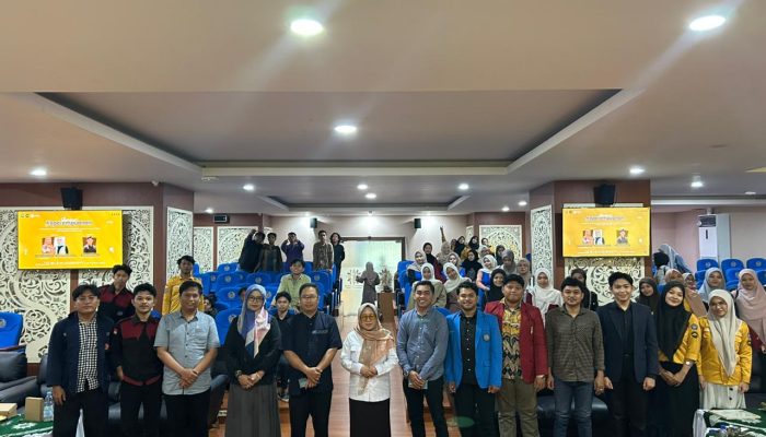 BEM FISIP Unismuh Makassar Gelar Seminar Keperempuanan, Bahas Tantangan Digital dan Budaya Lokal