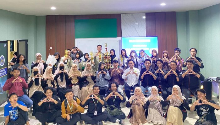 AKSARA 3 INVENTIF: Ajang Debat Pelajar, MAN 1 Makassar Raih Juara Umum