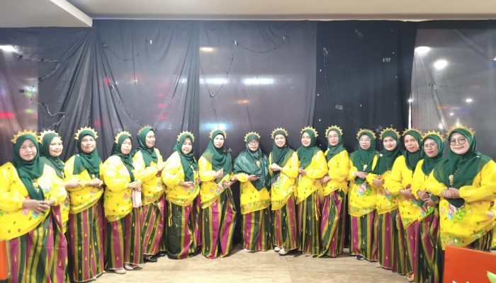 MKKS Kota Makassar Meriahkan Pembukaan OlympicAD VIII dengan Paduan Suara Lagu Daerah