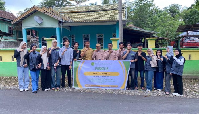 Kades Lamanda Dorong Kebersihan Desa untuk Tekan Stunting, Mahasiswa PKN PoltekMu Jadi Motor Penggerak