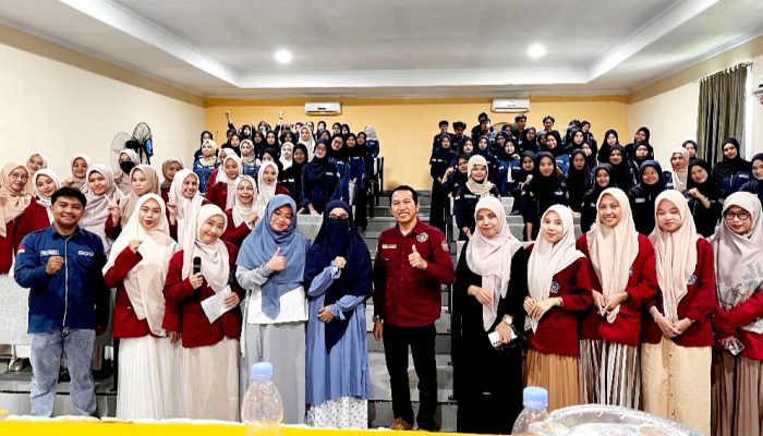 Mahasiswa Aktuaria UMB Gelar Seminar “From Campus to Business”