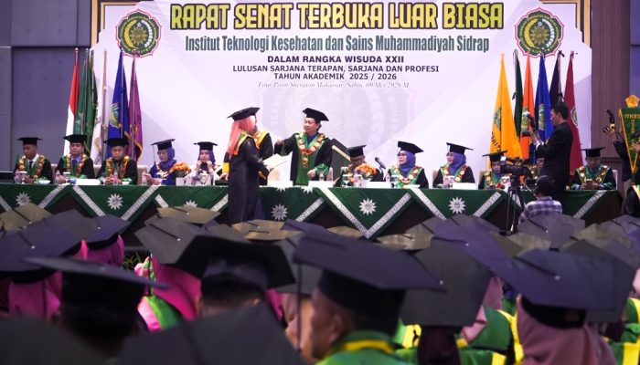 Wisuda XXII ITKES Muhammadiyah Sidrap, Siapkan SDM Kesehatan Berdaya Saing Global