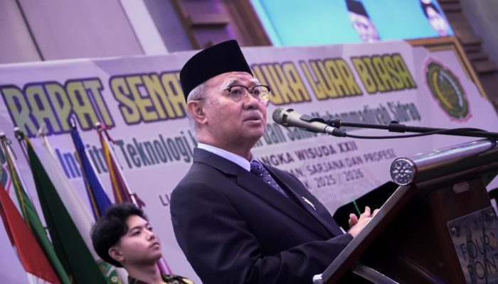 Hadiri Wisuda XXII ITKES Muhammadiyah Sidrap, PWM Sulsel Tekankan Syukur, Ilmu, dan Pengabdian