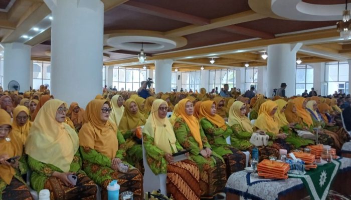 2.000 Kader Hadiri Milad ‘Aisyiyah Sulsel, Pinrang Rasakan Dampak Ekonomi