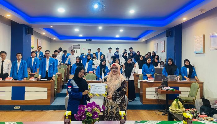 HIMAGRI Unismuh Bekali Mahasiswa Teknik Penulisan Tugas Akhir dan Artikel Ilmiah