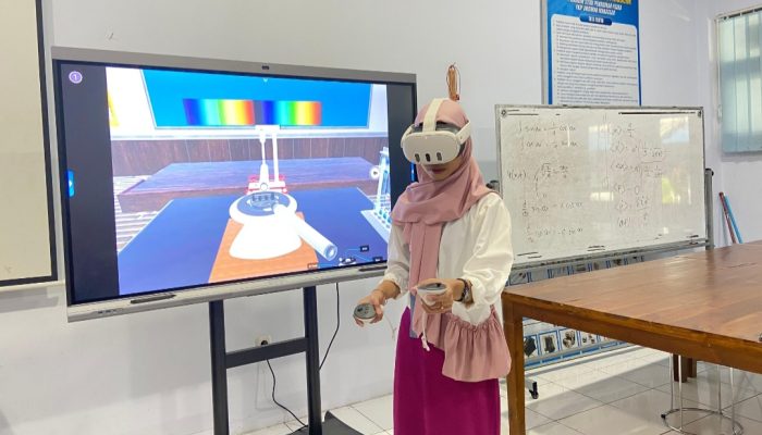 Kembangkan Laboratorium VR, Mahasiswa Pendidikan Fisika Unismuh Tembus Jurnal Bereputasi Internasional
