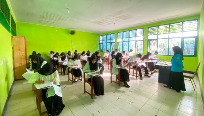 ITSBM Selayar Sukses Gelar Seleksi PMB Tahap II, Puluhan Calon Mahasiswa Ikuti Ujian
