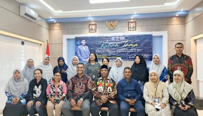 Hadirkan Dosen Unismuh, Kuliah Tamu Universitas Flores Angkat Kearifan Lokal NTT