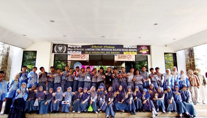 Bentengi Siswa dari Narkoba, SMA Muhammadiyah 7 Makassar Gelar Kunjungan Edukatif ke BNN Baddoka