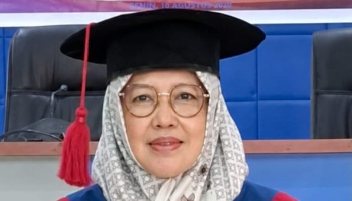 St. Fatimang Doktor Cumlaude, Bawa Gagasan Penguatan Pembelajaran Elektromedis ke Pendidikan Vokasi