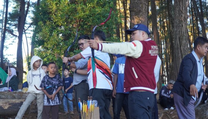 PanahMu Gowa Gelar Archery Camp di Hutan Pinus Moncong Sipolong, Latih Fokus dan Kesabaran