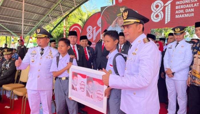 Siswa Kembar SMK Muhammadiyah Parepare Raih Apresiasi pada HUT Kemerdekaan RI