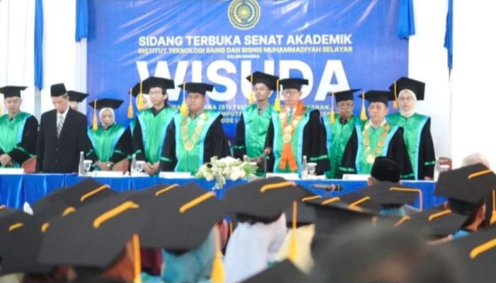Wisuda Perdana ITSBM Selayar: 73 Sarjana Siap Jadi Talenta Baru Dunia Kerja