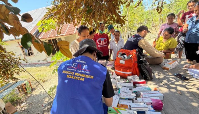 EMT Unismuh Jangkau 146 Pasien, Pengungsi Korban Gempa NTT Mulai Butuh Dukungan Psikologis