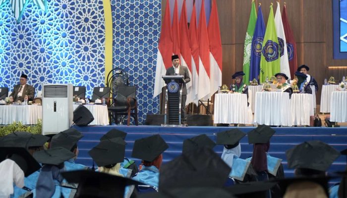 Di Wisuda Unismuh, Prof Hamdan Titip Empat Pesan kepada Lulusan