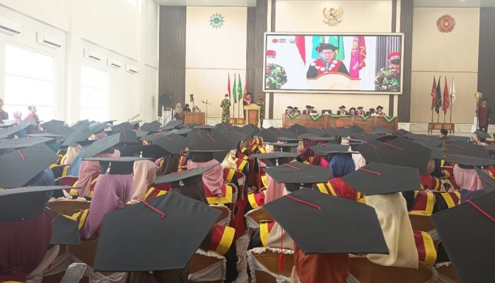 Wisuda Sarjana VII UMSi, Rektor Dorong Lulusan Kuasai Teknologi dan Tingkatkan Kompetensi