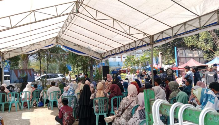 Dari Pesantren hingga Wisuda Unismuh, Fadil Membawa Kebanggaan bagi Keluarga